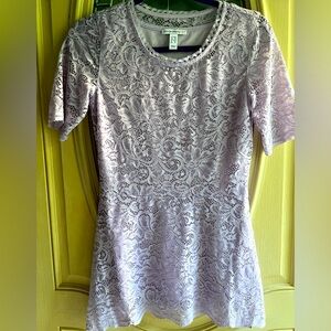 Isaac Mizrahi floral lace peplum top lilac/lavender XXS.